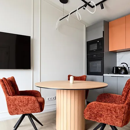 Cozy One-bedroom Flat